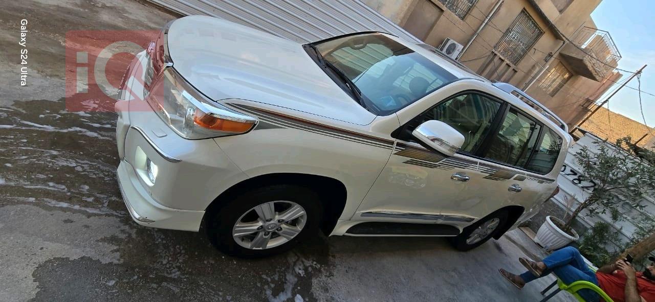 تۆیۆتا لاند کروزەر